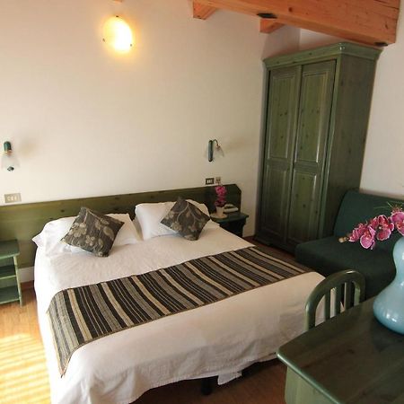 Albergo Ristorante Cacciatori Auronzo di Cadore Bagian luar foto