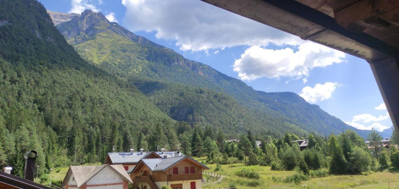 Albergo Ristorante Cacciatori Auronzo di Cadore Bagian luar foto