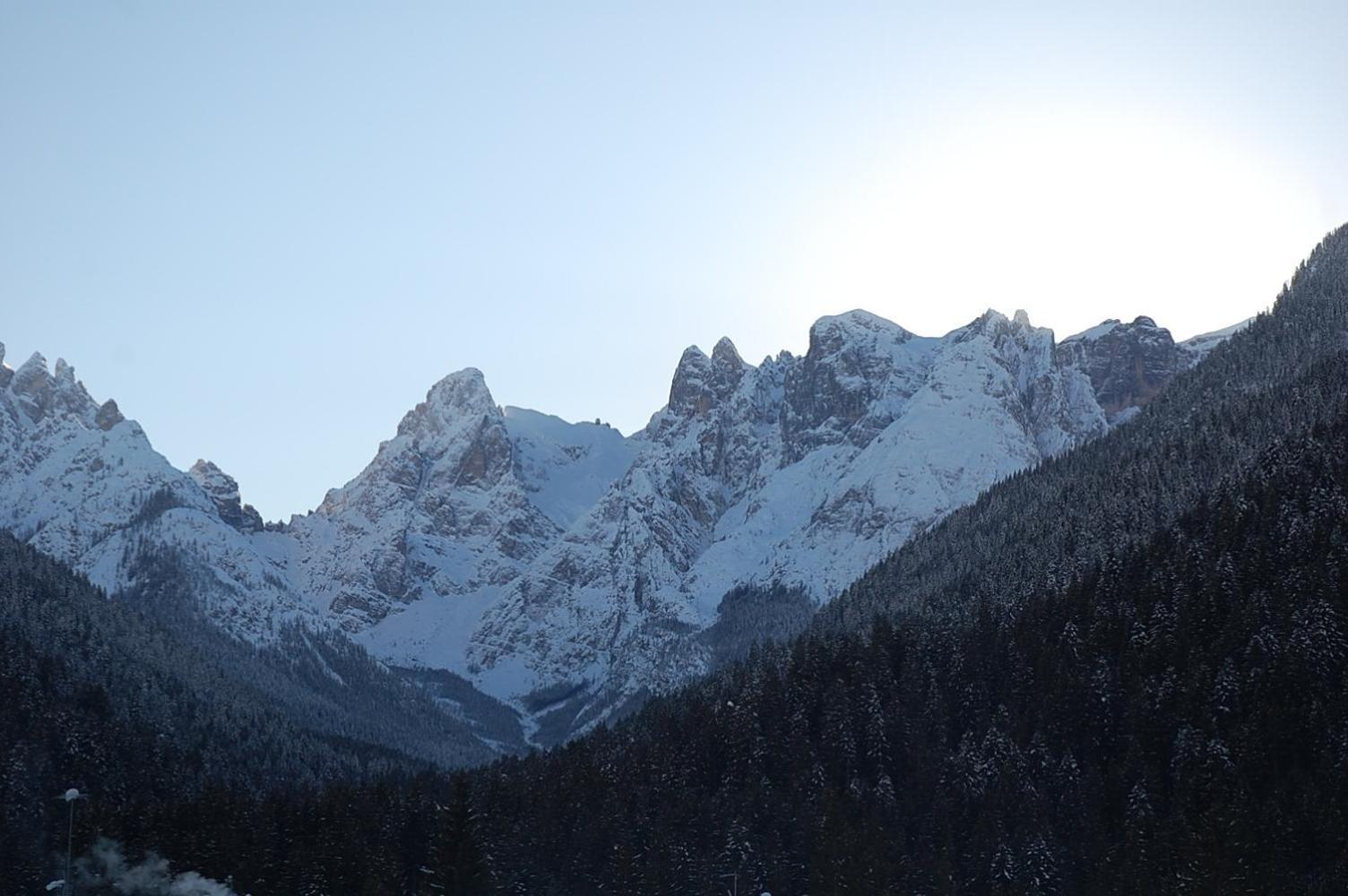 Albergo Ristorante Cacciatori Auronzo di Cadore Bagian luar foto