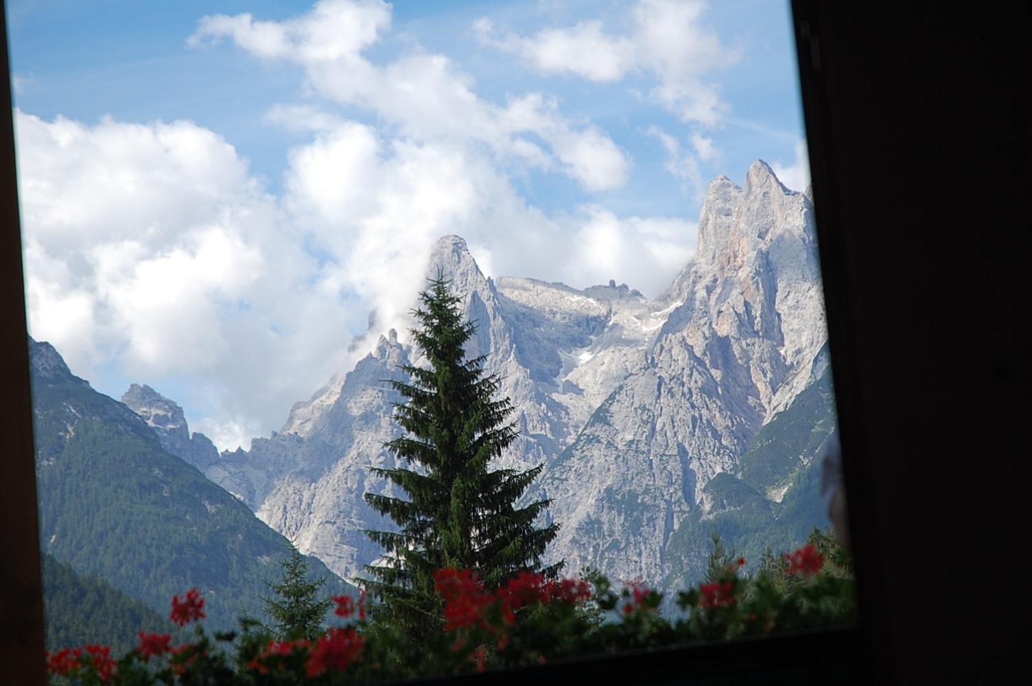 Albergo Ristorante Cacciatori Auronzo di Cadore Bagian luar foto