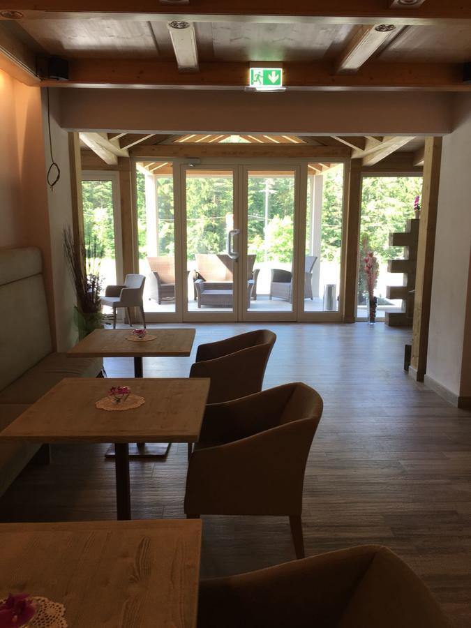 Albergo Ristorante Cacciatori Auronzo di Cadore Bagian luar foto