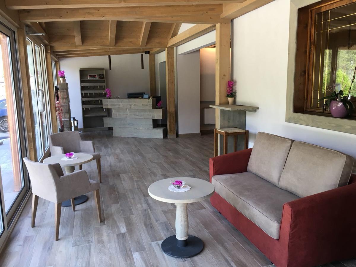 Albergo Ristorante Cacciatori Auronzo di Cadore Bagian luar foto